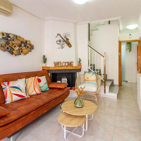 Beautiful Home In Santa Pola With Kitchen Bagian luar foto