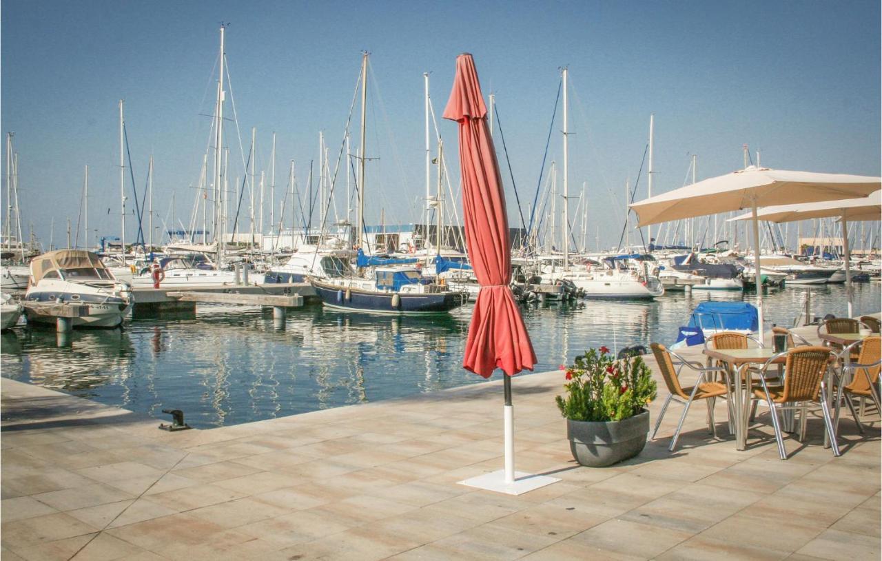 Beautiful Home In Santa Pola With Kitchen Bagian luar foto